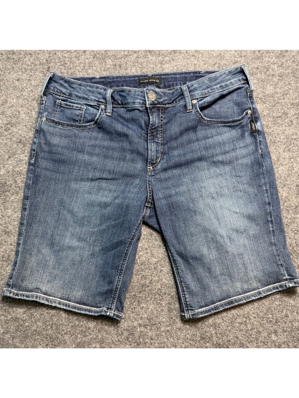 Silver Jeans Co Elyse Bermuda Denim Shorts Size 34